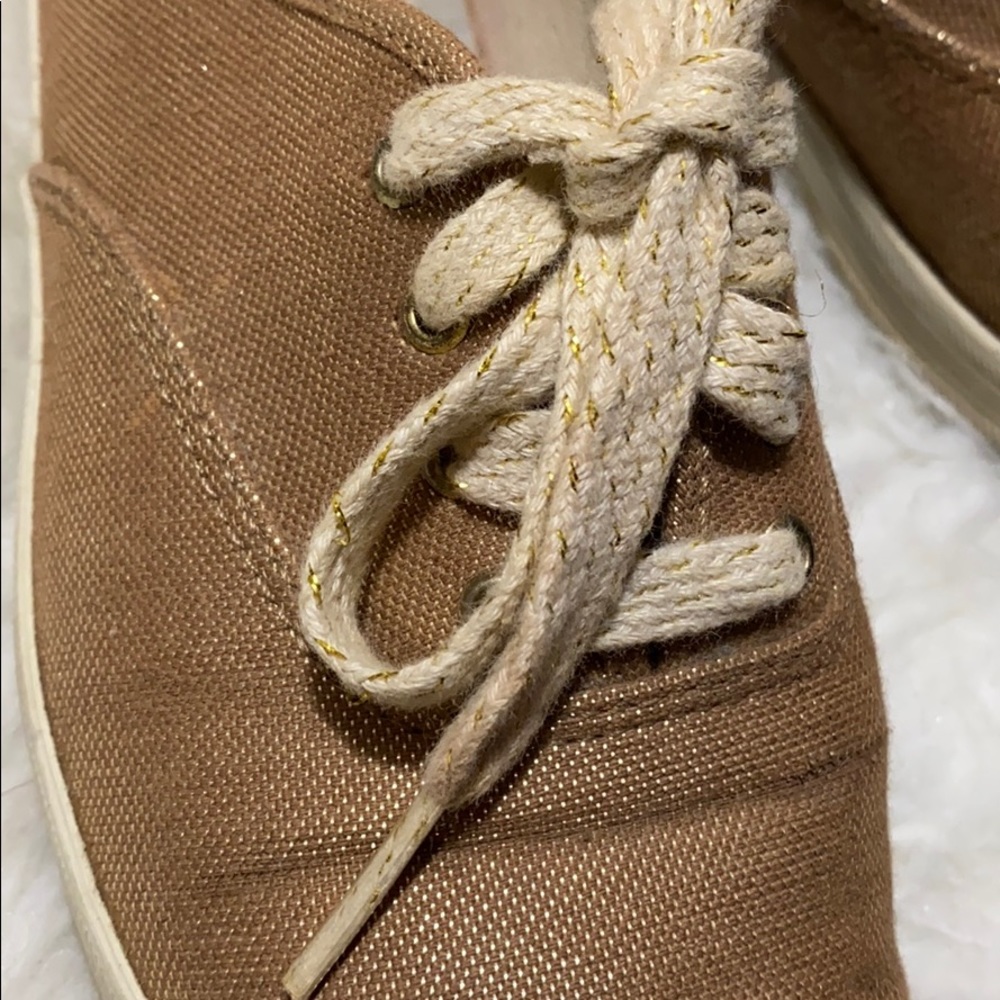 Metallic Gold Keds in 6.5 - Picture 5 of 6